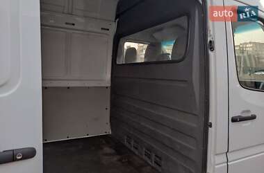 Грузовой фургон Mercedes-Benz Sprinter 2006 в 