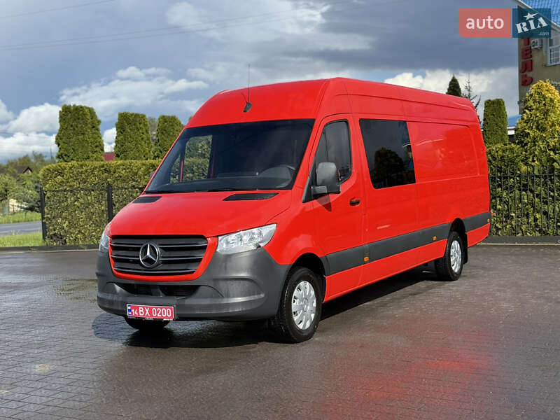 Микроавтобус Mercedes-Benz Sprinter 2021 в 