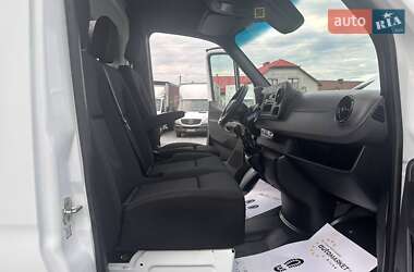 Вантажний фургон Mercedes-Benz Sprinter 2021 в 