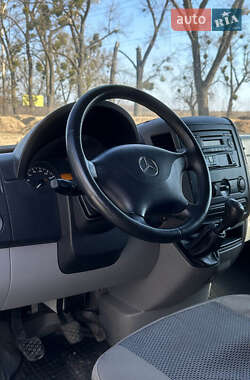 Вантажний фургон Mercedes-Benz Sprinter 2009 в 
