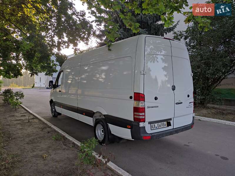 Грузовой фургон Mercedes-Benz Sprinter 2011 в Ровно