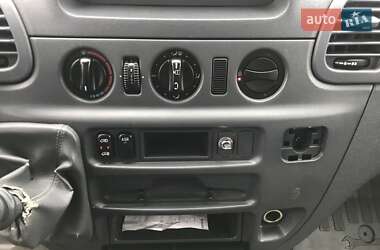 Грузовой фургон Mercedes-Benz Sprinter 2002 в 