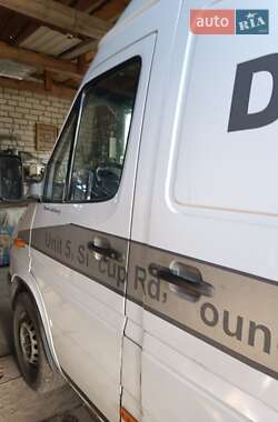Грузовой фургон Mercedes-Benz Sprinter 2005 в 