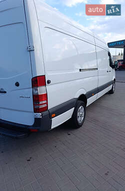 Грузовой фургон Mercedes-Benz Sprinter 2018 в 