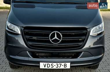 Вантажний фургон Mercedes-Benz Sprinter 2020 в 