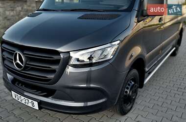 Вантажний фургон Mercedes-Benz Sprinter 2020 в 
