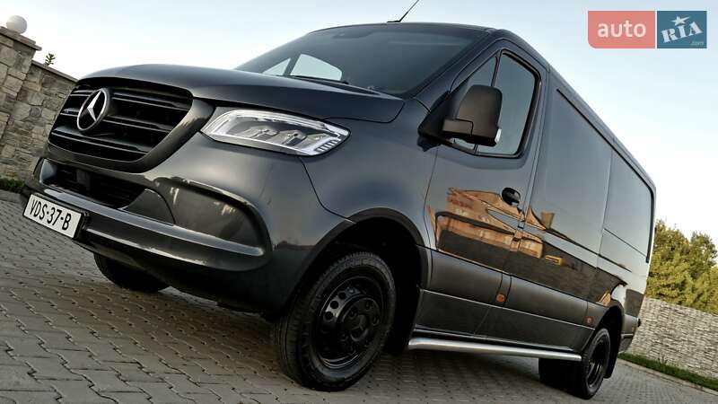 Вантажний фургон Mercedes-Benz Sprinter 2020 в 
