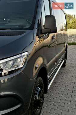 Вантажний фургон Mercedes-Benz Sprinter 2020 в 