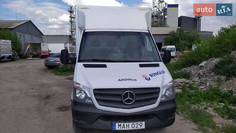 Вантажний фургон Mercedes-Benz Sprinter 2016 в Рівному