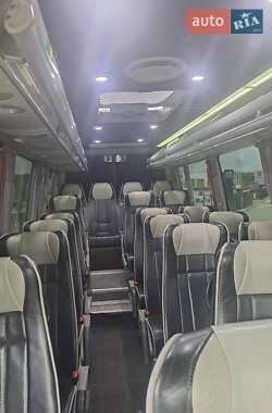 Туристический / Междугородний автобус Mercedes-Benz Sprinter 2012 в 
