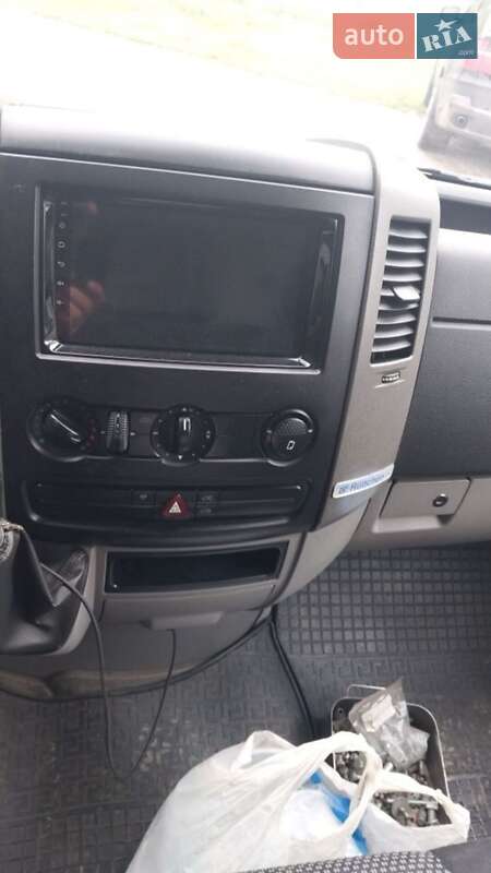Грузовой фургон Mercedes-Benz Sprinter 2008 в Черновцах