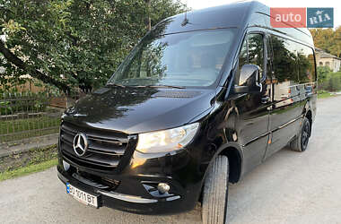 Грузовой фургон Mercedes-Benz Sprinter 2022 в 
