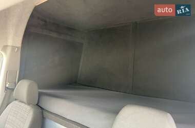 Грузовой фургон Mercedes-Benz Sprinter 2017 в 