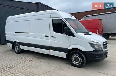 Грузовой фургон Mercedes-Benz Sprinter 2017 в 