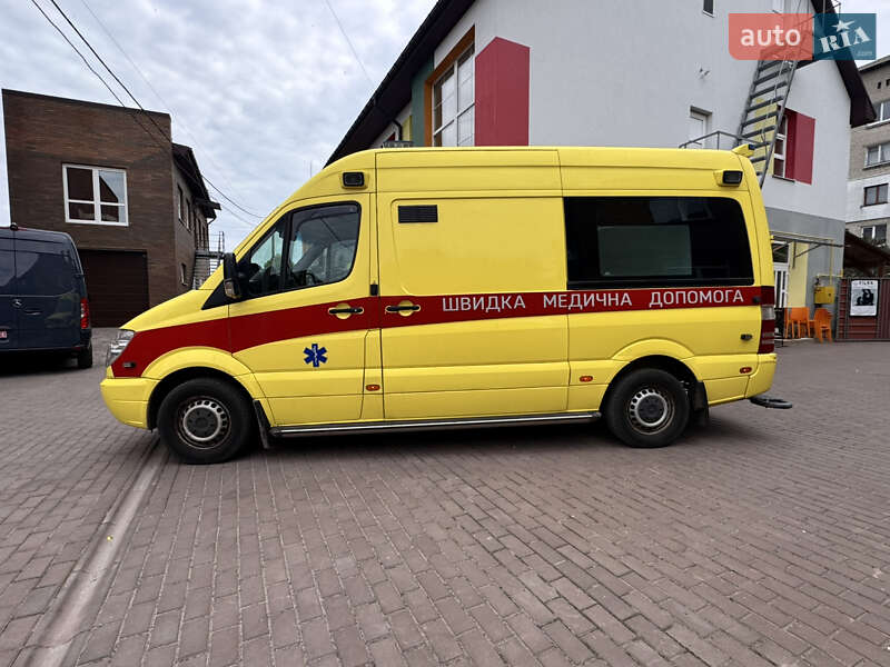 Автомобіль швидкої допомоги Mercedes-Benz Sprinter 2012 в 