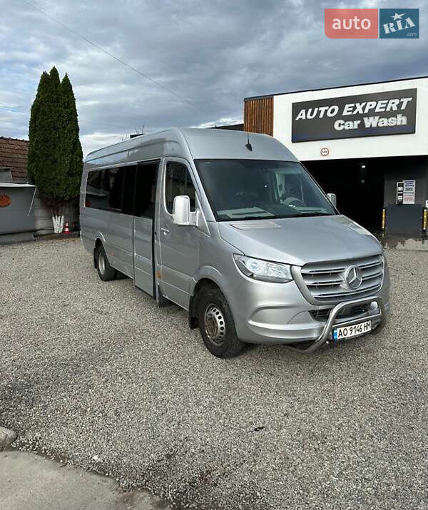 Мікроавтобус Mercedes-Benz Sprinter 2013 в Чернівцях
