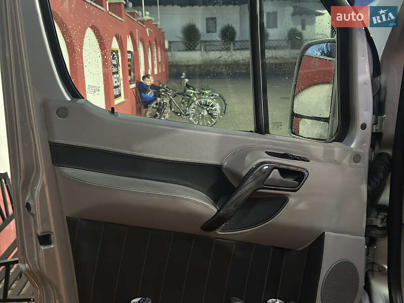 Мікроавтобус Mercedes-Benz Sprinter 2013 в Чернівцях