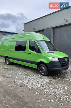 Грузовой фургон Mercedes-Benz Sprinter 2021 в Черновцах
