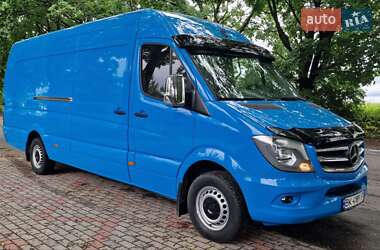 Грузовой фургон Mercedes-Benz Sprinter 2017 в 