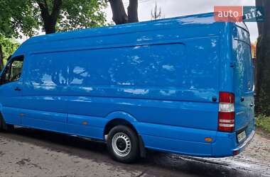 Грузовой фургон Mercedes-Benz Sprinter 2017 в 