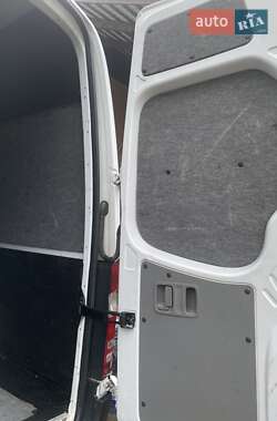 Грузовой фургон Mercedes-Benz Sprinter 2014 в 