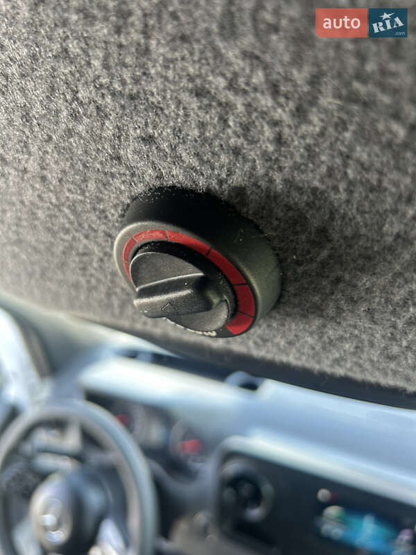 Вантажний фургон Mercedes-Benz Sprinter 2020 в Хусті