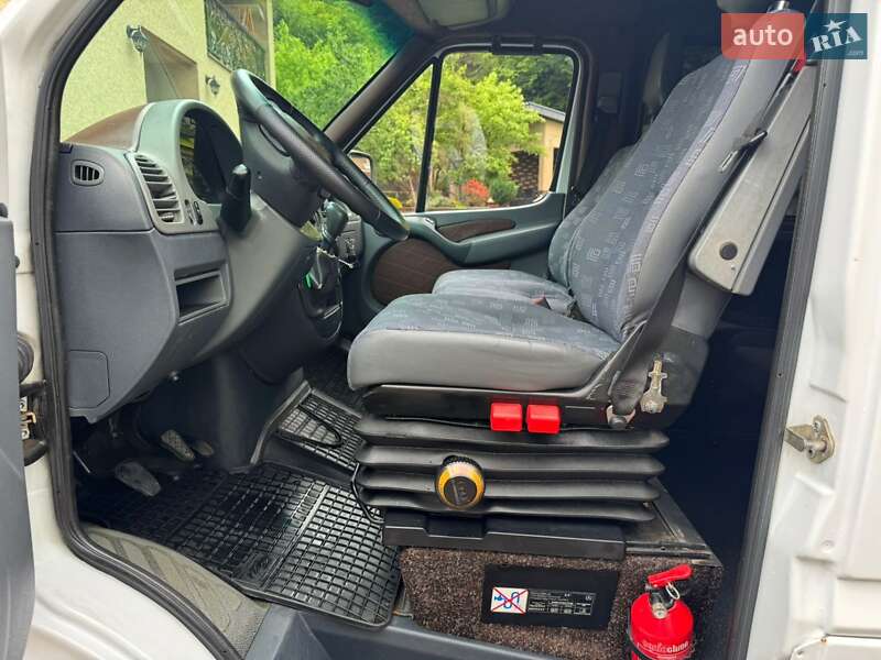 Мікроавтобус Mercedes-Benz Sprinter 2004 в Тячеві