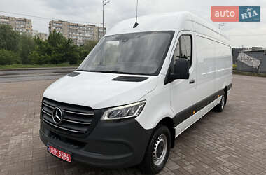 Грузопассажирский фургон Mercedes-Benz Sprinter 2021 в 
