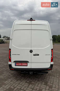 Грузопассажирский фургон Mercedes-Benz Sprinter 2021 в 