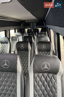 Мікроавтобус Mercedes-Benz Sprinter 2011 в 