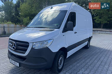 Грузовой фургон Mercedes-Benz Sprinter 2020 в 