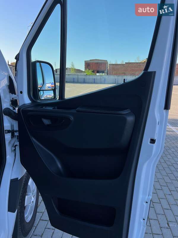 Вантажопасажирський фургон Mercedes-Benz Sprinter 2019 в Тернополі
