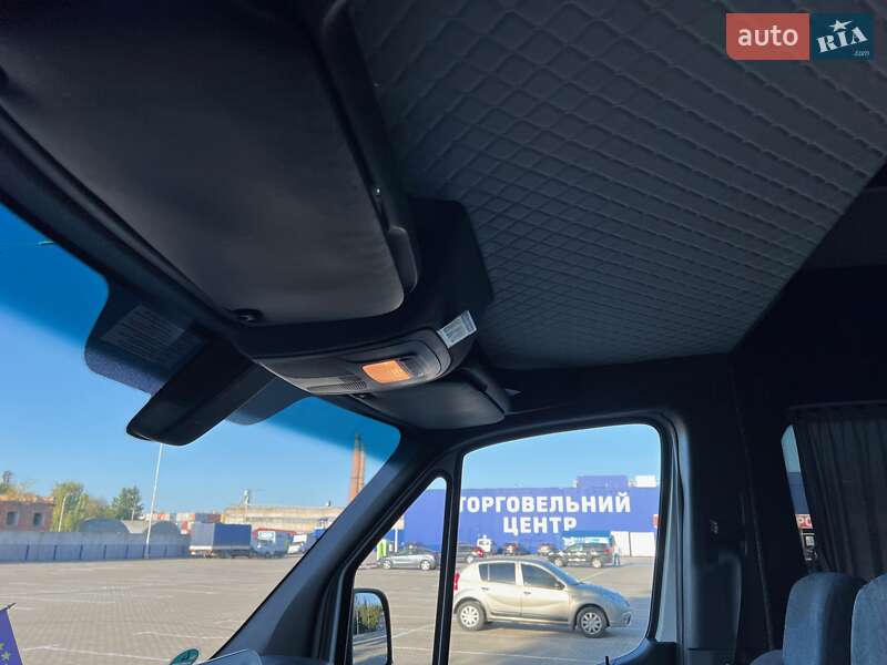 Вантажопасажирський фургон Mercedes-Benz Sprinter 2019 в Тернополі
