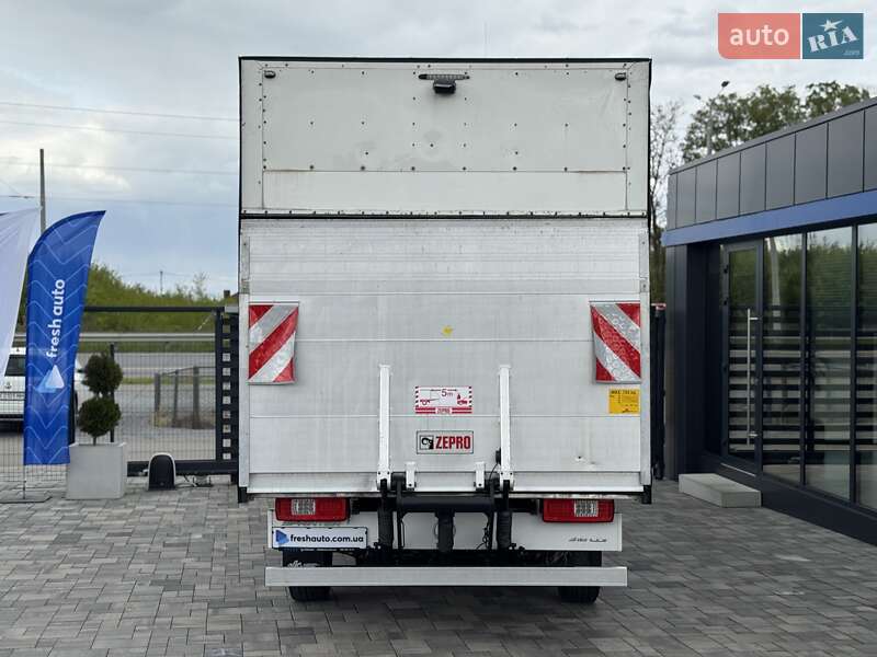 Вантажний фургон Mercedes-Benz Sprinter 2018 в Рівному