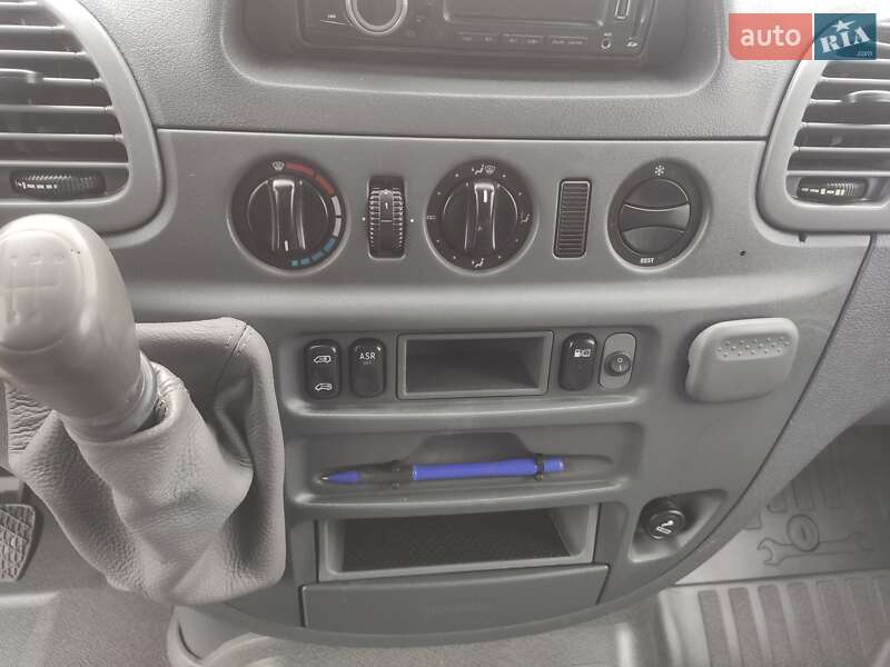 Грузовой фургон Mercedes-Benz Sprinter 2005 в Ровно