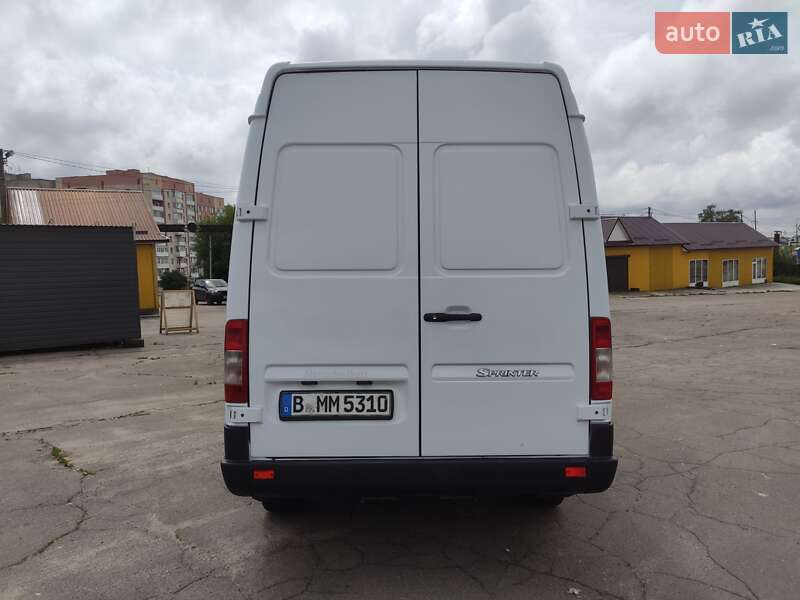 Грузовой фургон Mercedes-Benz Sprinter 2005 в Ровно