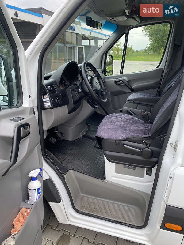 Микроавтобус Mercedes-Benz Sprinter 2016 в Львове фото 10 Микроавтобус Mercedes-Benz Sprinter 2016 в Львове