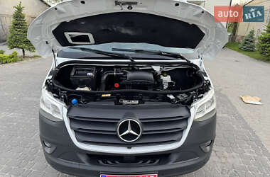 Вантажний фургон Mercedes-Benz Sprinter 2019 в 