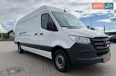 Вантажний фургон Mercedes-Benz Sprinter 2021 в 
