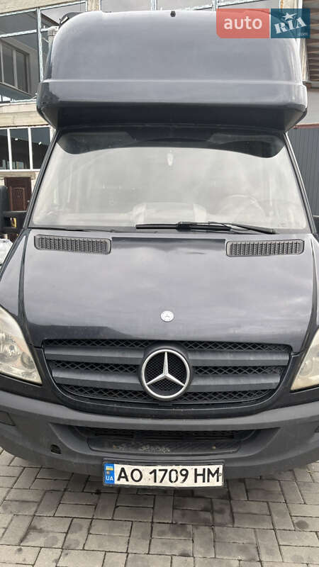 Вантажний фургон Mercedes-Benz Sprinter 2009 в Тячеві
