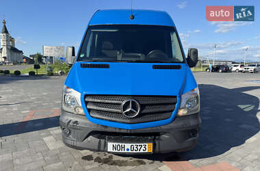 Грузовой фургон Mercedes-Benz Sprinter 2017 в 
