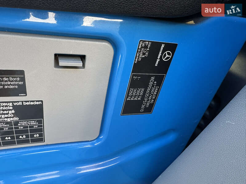 Грузовой фургон Mercedes-Benz Sprinter 2017 в Хусте