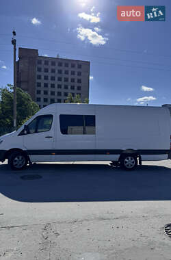 Мікроавтобус Mercedes-Benz Sprinter 2015 в 