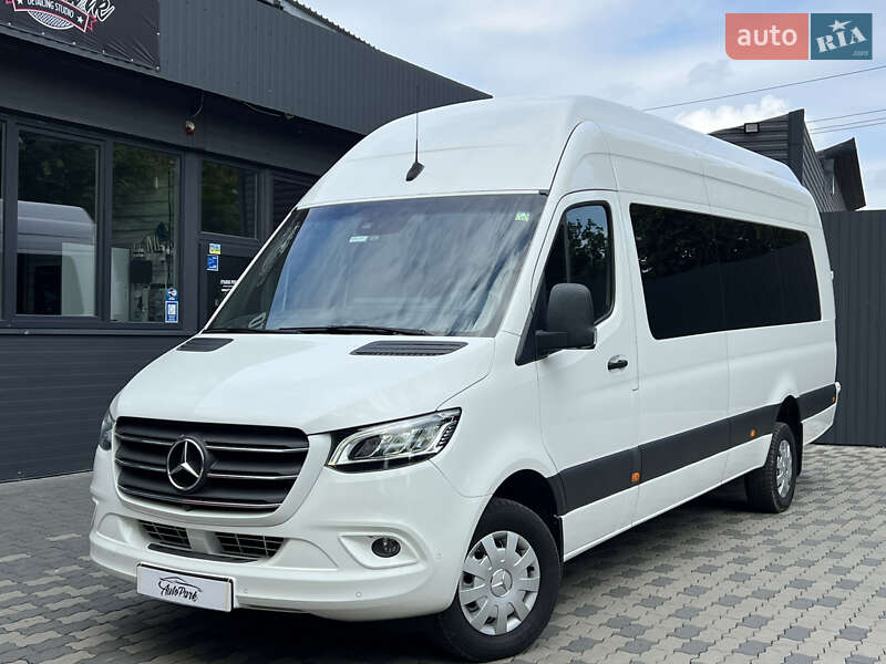 Mercedes-Benz Sprinter 2021
