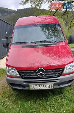 Грузопассажирский фургон Mercedes-Benz Sprinter 2004 в Верховине