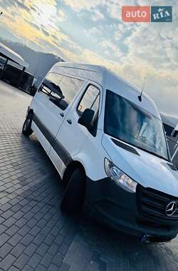 Микроавтобус Mercedes-Benz Sprinter 2018 в Хусте