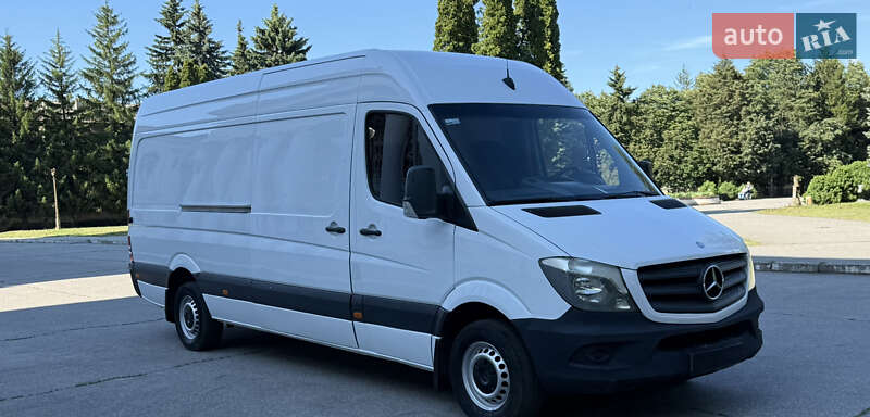 Вантажний фургон Mercedes-Benz Sprinter 2015 в Жовтих Водах