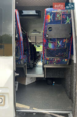 Мікроавтобус Mercedes-Benz Sprinter 2005 в 