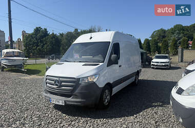Грузовой фургон Mercedes-Benz Sprinter 2018 в 