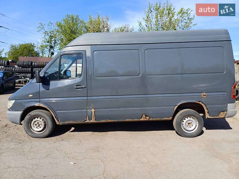 Грузовой фургон Mercedes-Benz Sprinter 2006 в Виннице